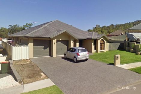 14 Ripon Way, Macquarie Hills, NSW 2285