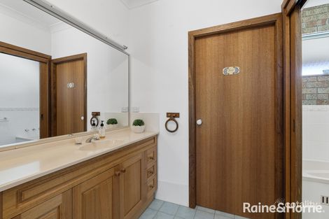 Property photo of 31 Woodgrove Drive Ulladulla NSW 2539