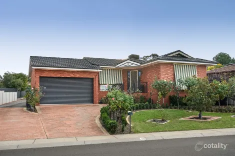 30 Mockridge Dr, Kangaroo Flat, VIC 3555
