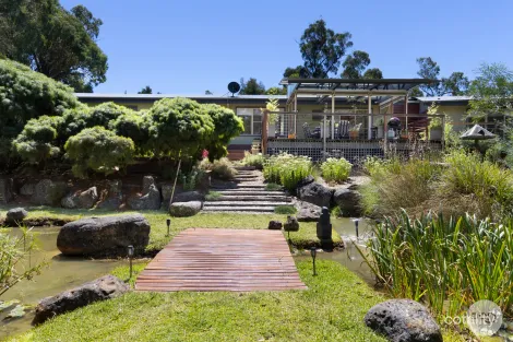 25 De Regt Dr, Creswick, VIC 3363
