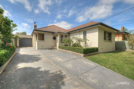 17 Shanahan Cres, Mckinnon, VIC 3204
