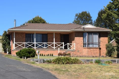 Property photo of 13 Morton Avenue Yass NSW 2582