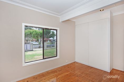 Property photo of 250 Tuggerawong Road Tuggerawong NSW 2259