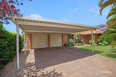 Property photo of 46 Edinburgh Road Benowa QLD 4217