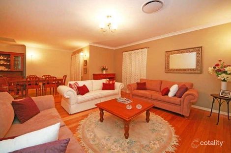 Property photo of 8 Riverston Court Carindale QLD 4152