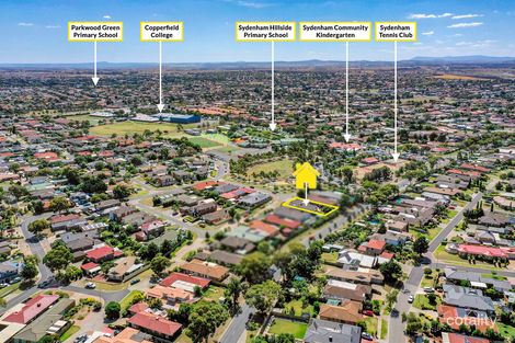 Property photo of 11 Balam Green Sydenham VIC 3037