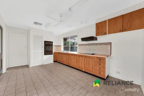 Property photo of 6 Minogue Crescent Hoppers Crossing VIC 3029