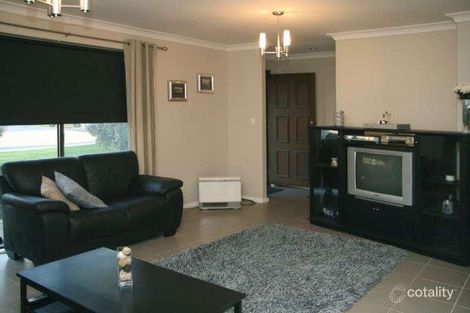 Property photo of 12 Dotterel Way Yangebup WA 6164