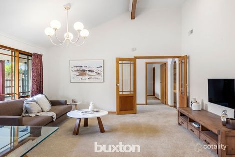 Property photo of 1 Errol Close Aspendale Gardens VIC 3195
