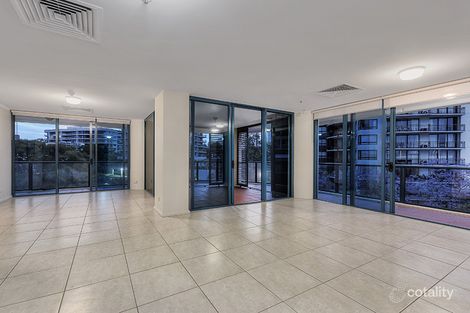 Property photo of 14/8 Goodwin Street Kangaroo Point QLD 4169