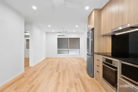 Property photo of 4/16-20 Faculty Close Smithfield QLD 4878