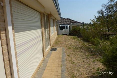 Property photo of 10 Batt Drive Brookdale WA 6112