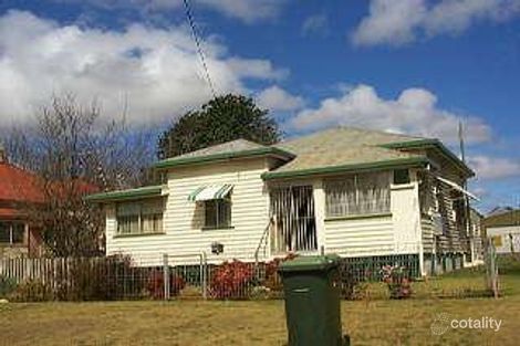 26 Wallace St, Newtown, QLD 4350