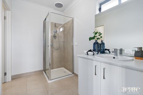 Property photo of 51 Bondi Parade Point Cook VIC 3030