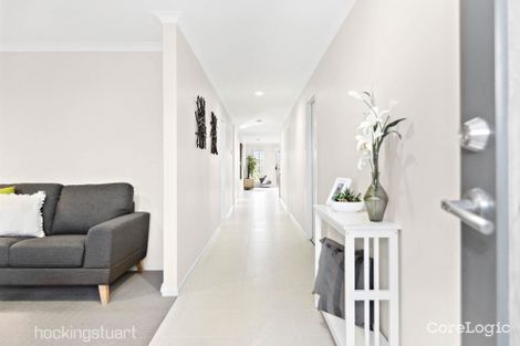 Property photo of 5 Marshall Terrace Point Cook VIC 3030