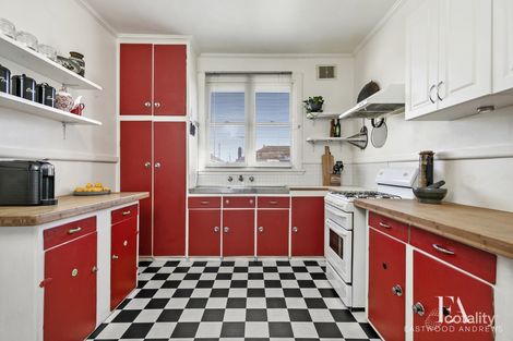 Property photo of 33 Martin Street East Geelong VIC 3219