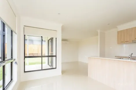 Property photo of 11 Kauri Way Hidden Valley QLD 4703