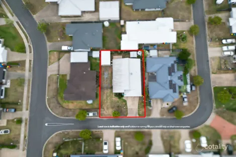 Property photo of 3 Ashton Place Ooralea QLD 4740