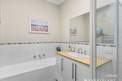 Property photo of 22 Bewsell Avenue Scoresby VIC 3179