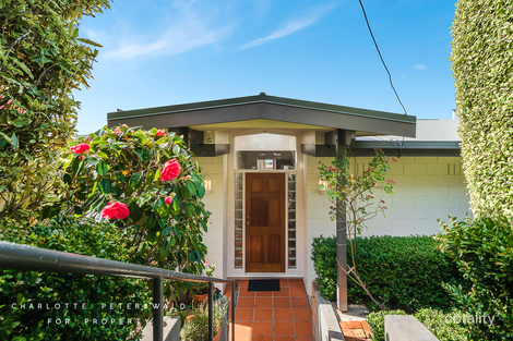 321 Churchill Ave, Sandy Bay, TAS 7005