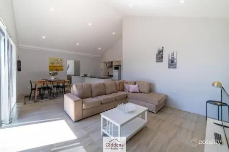 Property photo of 16 Flecker Promenade Aveley WA 6069