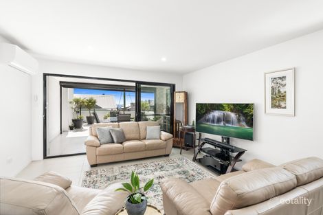 Property photo of 1/72 Pine Street Wynnum QLD 4178