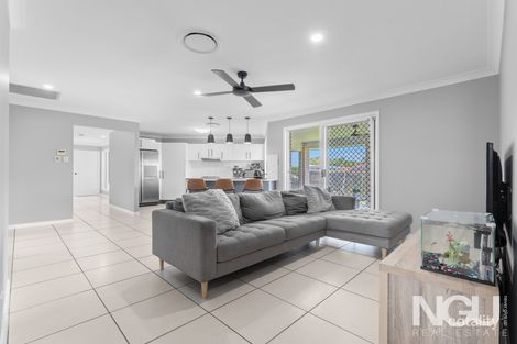 Property photo of 2 Benjamin Court Yamanto QLD 4305