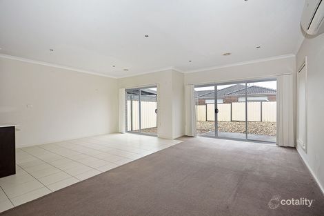 Property photo of 2/11 Toledo Crescent Point Cook VIC 3030