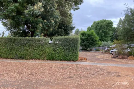 63 Marginata Cres, Dwellingup, WA 6213