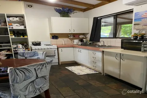 Property photo of 63 Marginata Crescent Dwellingup WA 6213