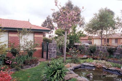 Property photo of 10 Bampton Mews Craigieburn VIC 3064