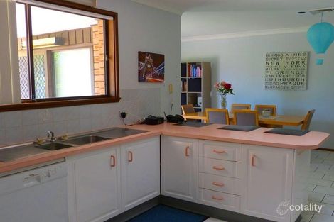 Property photo of 5 Christina Close Taree NSW 2430