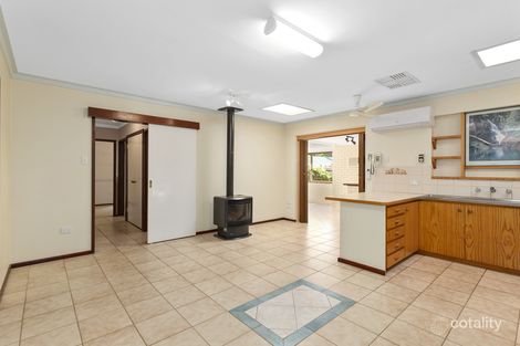 Property photo of 31 Manbari Crescent Wanneroo WA 6065