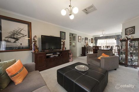 Property photo of 19 Carnaby Close Hoppers Crossing VIC 3029