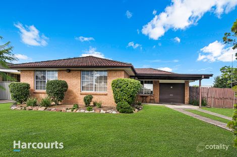 8 Solander Dr, St Clair, NSW 2759