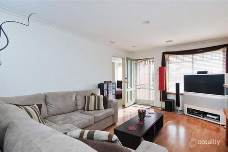Property photo of 32 Kasem Drive Werribee VIC 3030