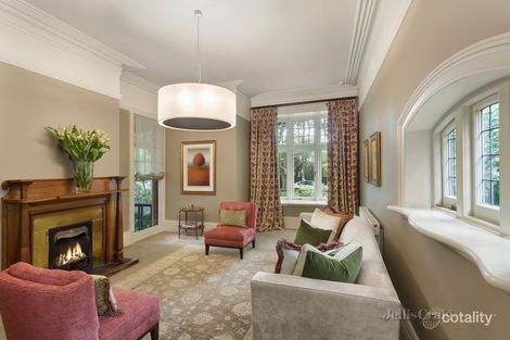 Property photo of 19 Bates Street Malvern East VIC 3145
