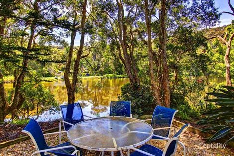 Property photo of 33 Coral Crescent Pearl Beach NSW 2256