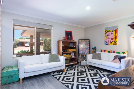 Property photo of 27 Stuart Court Bateman WA 6150