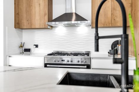 Property photo of 32 Kuridala Terrace Smithfield QLD 4878