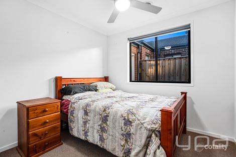 Property photo of 31 Oleary Way Maddingley VIC 3340