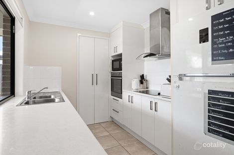 Property photo of 5 Dahlia Crescent Caboolture QLD 4510