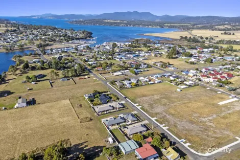 Property photo of 3/32 Henry Street Triabunna TAS 7190