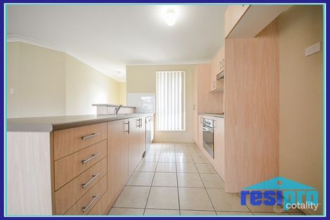 Property photo of 1/118 Lord Howe Drive Ashtonfield NSW 2323