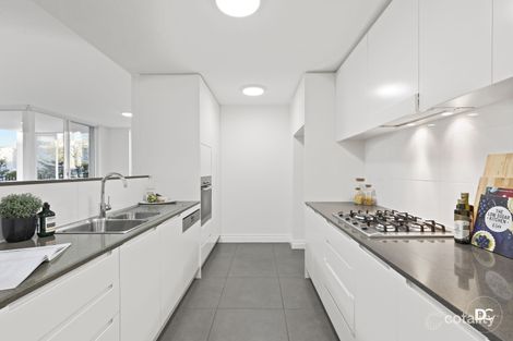 Property photo of 108/6 Peninsula Drive Breakfast Point NSW 2137
