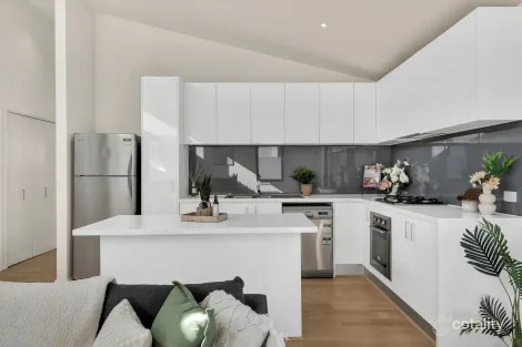 Property photo of 8/125 Raleigh Road Maribyrnong VIC 3032