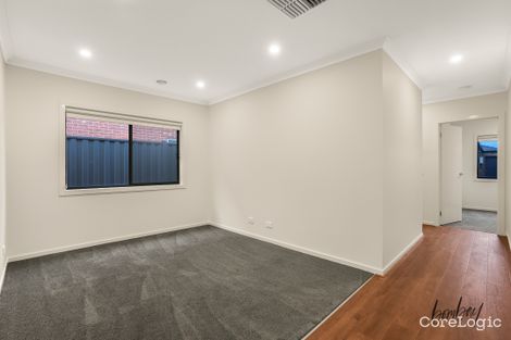 Property photo of 13 Mudrooroo Circuit Kalkallo VIC 3064