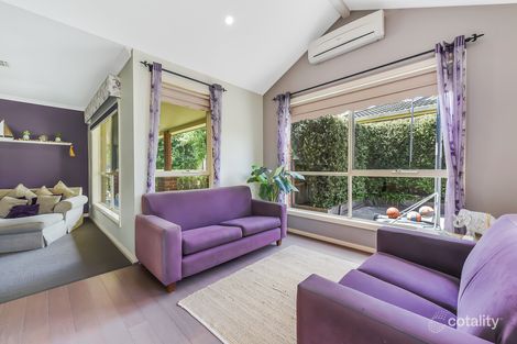 Property photo of 6 Delhuntly Rise Narre Warren South VIC 3805