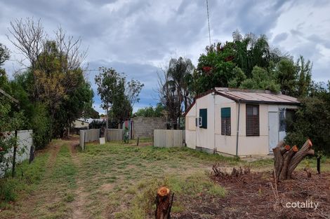 242 Place Rd, Wonthella, WA 6530