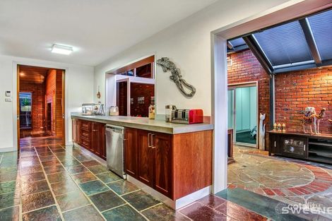 Property photo of 3 Armiston Grove Altona Meadows VIC 3028
